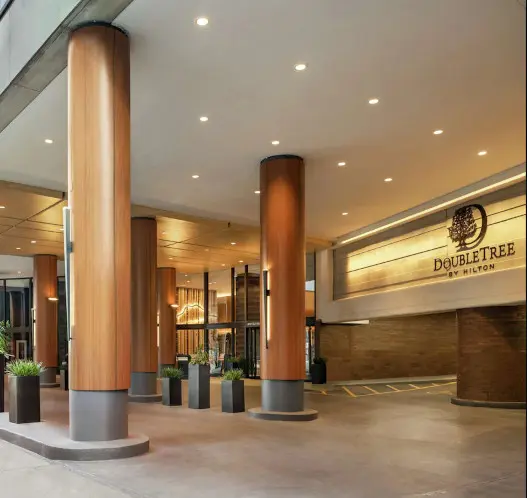 DoubleTree by Hilton Hotel Chicago - Magnificent Mile